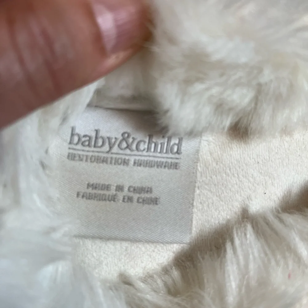 Baby & Child Restoration Hardware Cream Little Kid Pom Pom Slippers